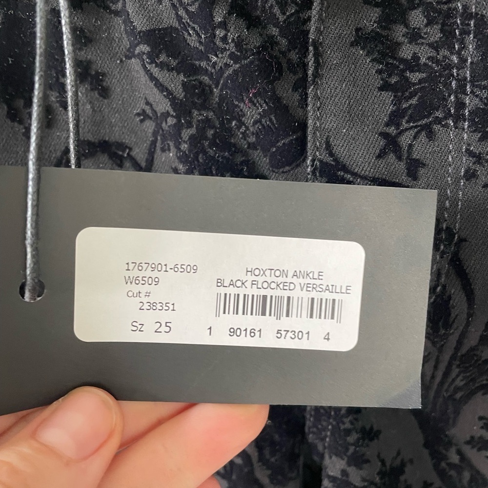 NEW PAIGE Hoxton Ankle Black Flocked Versailles Womens Skinny Denim Pants Sz 25 - Picture 5 of 10
